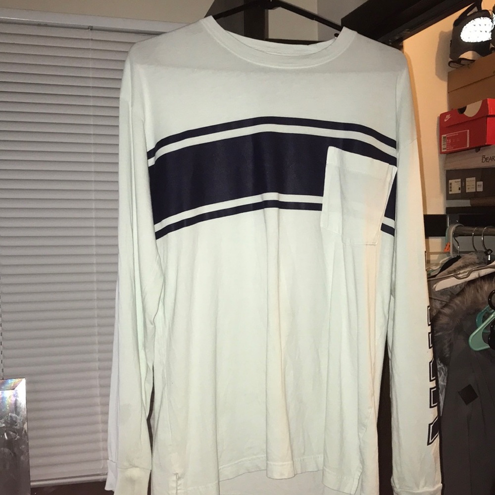 Long sleeve shirt